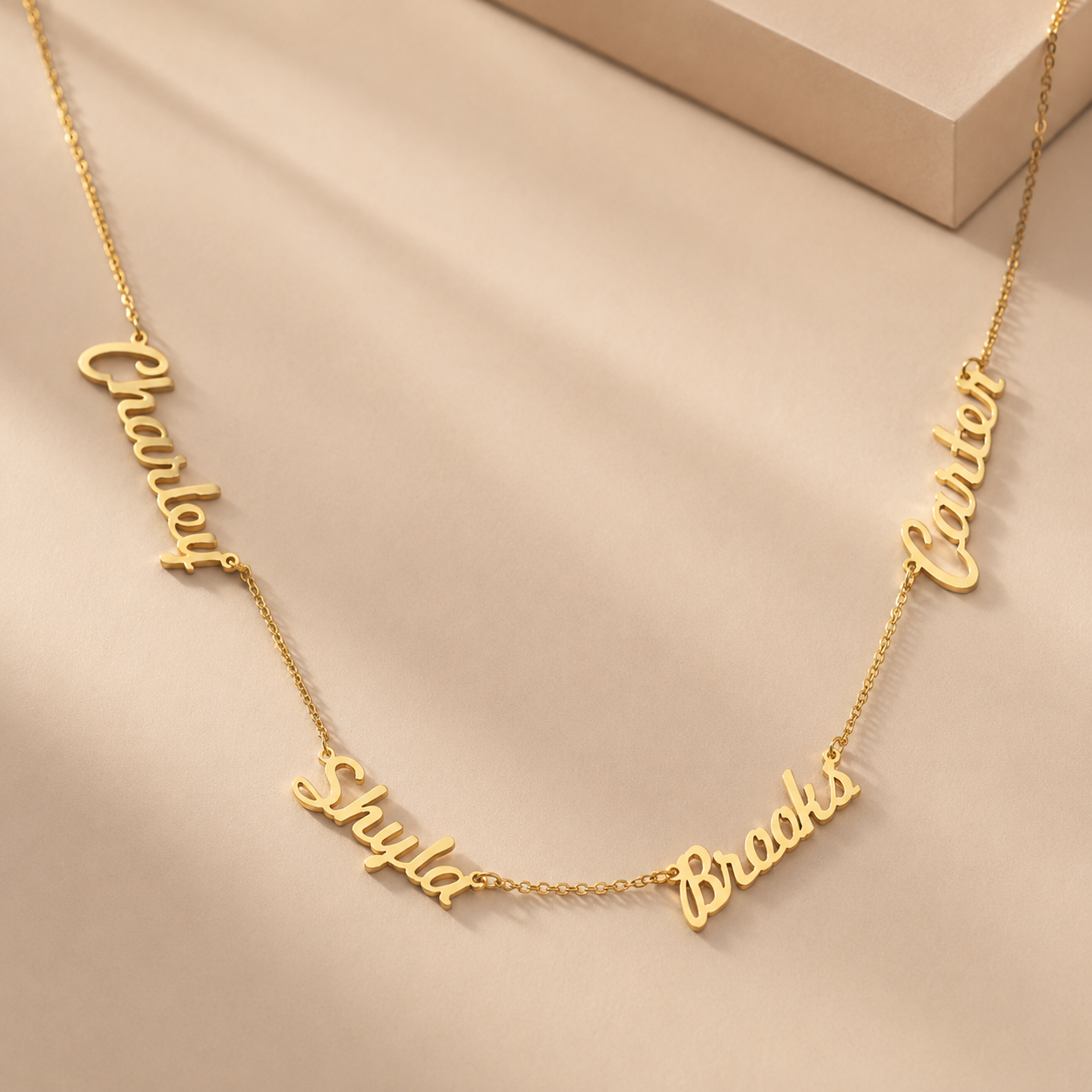 MULTI NAME NECKLACE